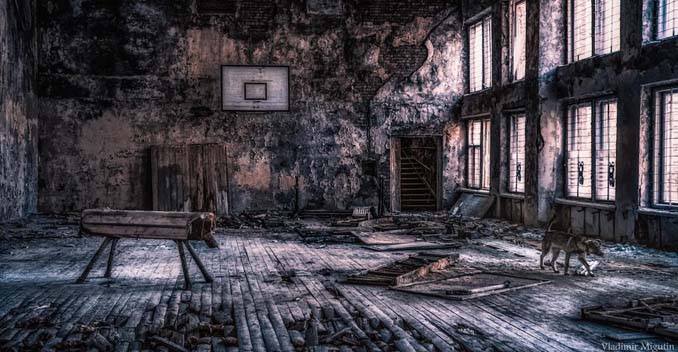 Η απαγορευμένη ζώνη του Chernobyl μέσα από υπέρυθρες φωτογραφίες (14)