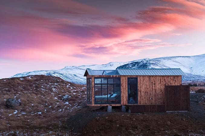 Ονειρική γυάλινη καλύβα στην Ισλανδία για να θαυμάζεις το Βόρειο Σέλας από το κρεβάτι σου (6)