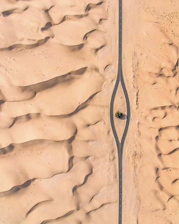 Εκπληκτικές φωτογραφίες δείχνουν την έρημο να κατακτά το Ντουμπάι και το Αμπού Ντάμπι (17)