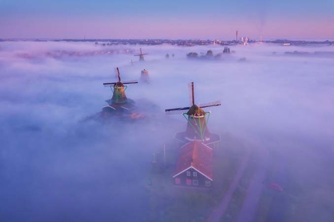 Φωτογραφίζοντας τους ανεμόμυλους της Ολλανδίας στην ομίχλη (1)